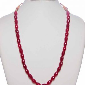 Natural Red Jade Semi Precious Stone Stylish Necklace Promotes Love