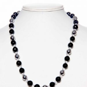 Onyx & Quartz Chakra Healing Semiprecious Stone Necklace Feels Secure