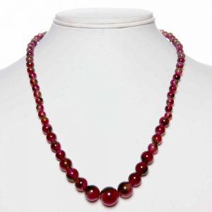 Genuine Red Crystal Semi Precious Stone Beautiful Necklace Look Pretty