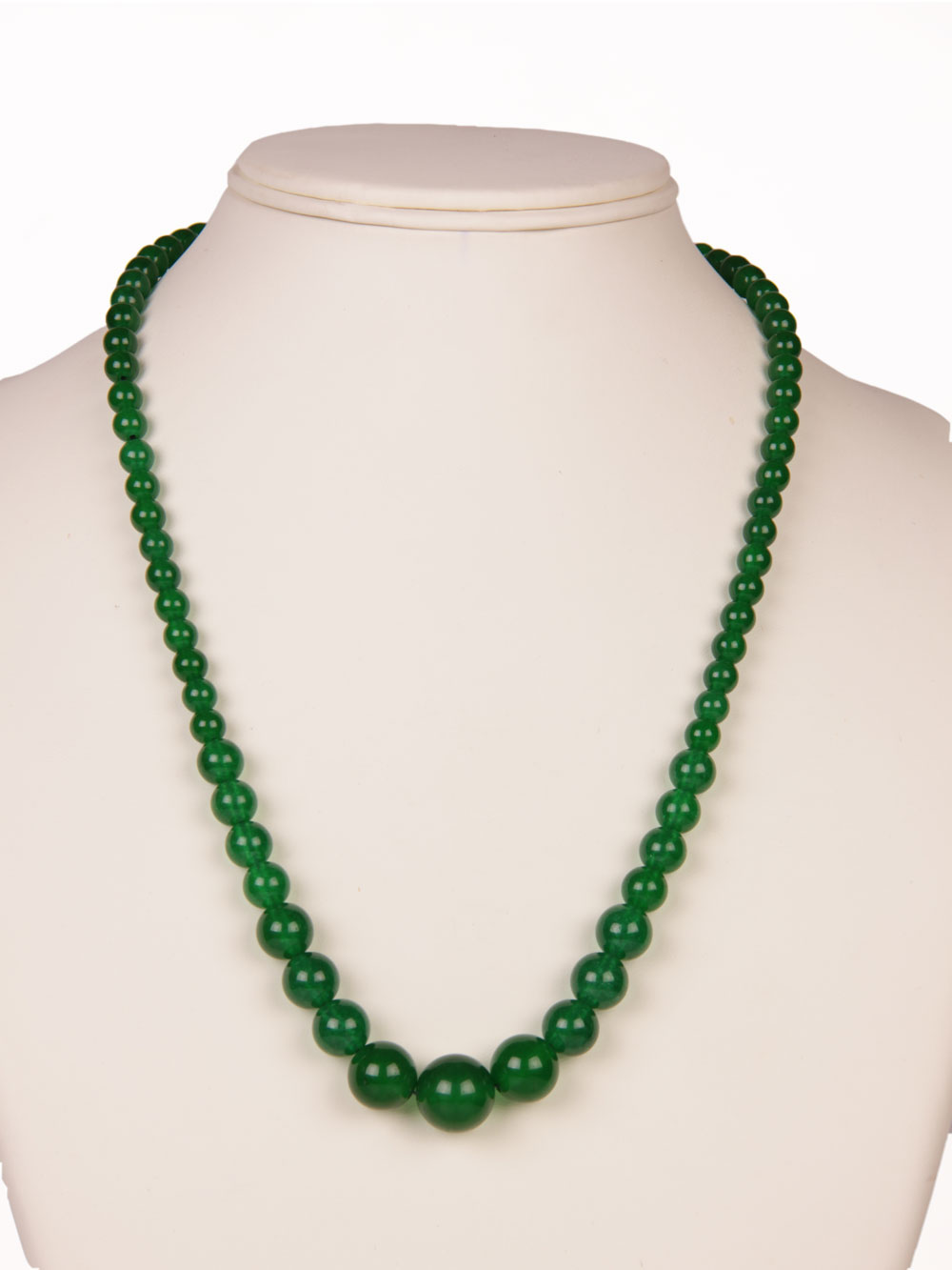 00052.jpg Natural Green Onyx Semi Precious Stone Necklace Releases Stress - Image 1