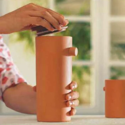 Knurl Terracotta Carafe with Wooden Lid